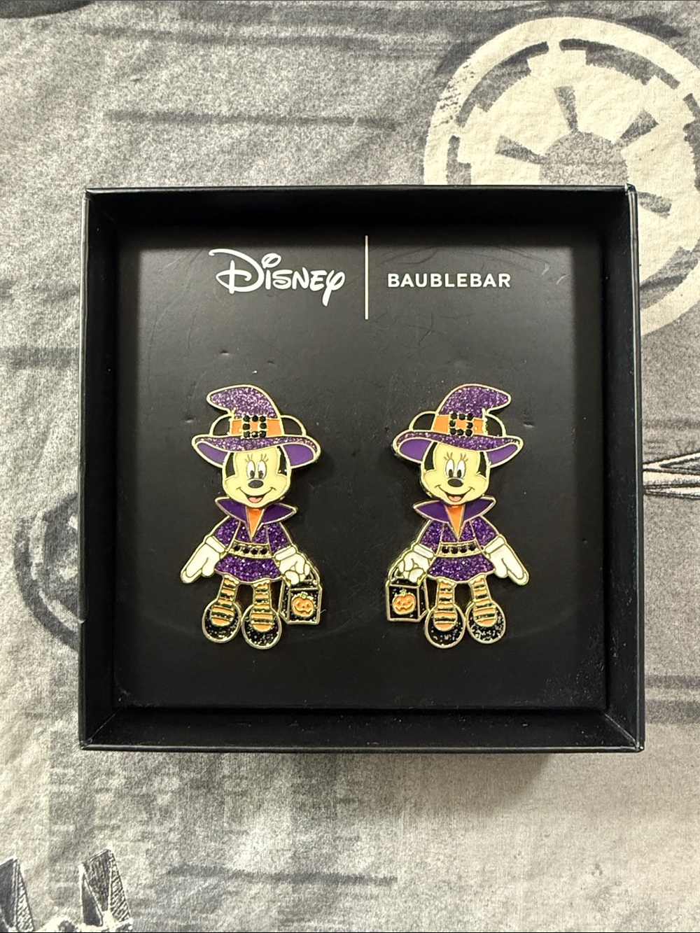 BNIB DISNEY BAUBLEBAR WITCH MINNIE MOUSE DANCING EARRINGS